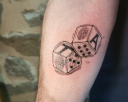 2318983052