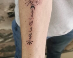 1047387297
